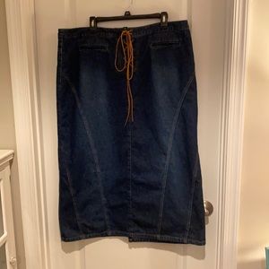 Denim skirt 18